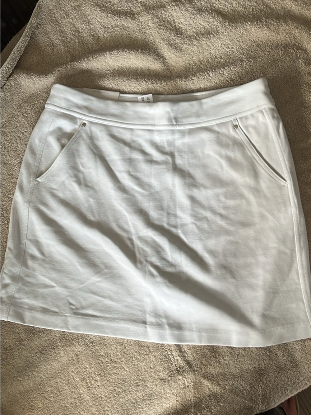 Greg Norman Collection White Mini Skort
